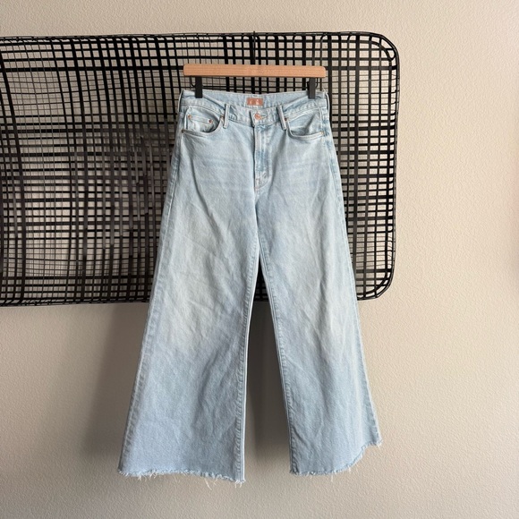 MOTHER Denim - Mother The Twister Ankle Fray Jeans in Cowabunga